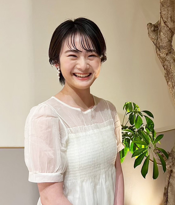 スタイリスト